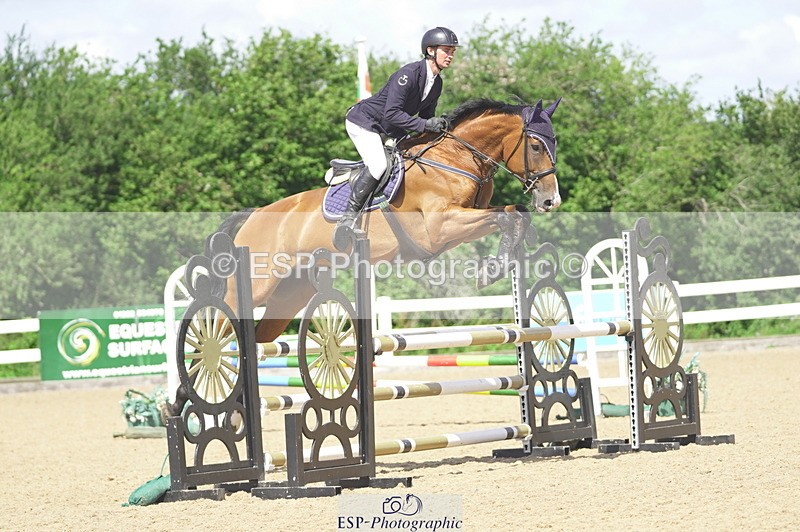 230729A-112918-04866 - Cls 21 Discovery & 1m Open