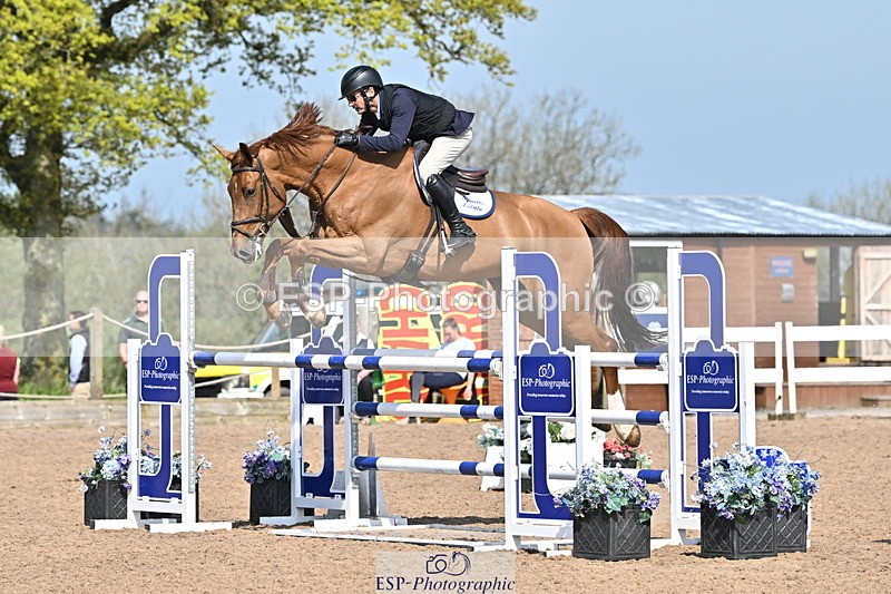 240509A-102658-00873 - Cls 8 Foxhunter