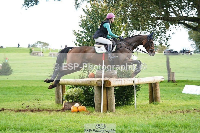 231020-125044-08972 - 065-SIR.HENRY.HALL-Jess.Rimmer-XC