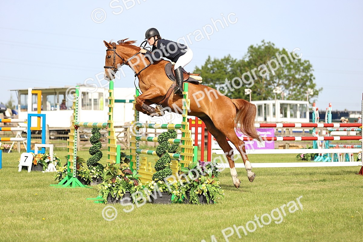 SBM_01239 - Class 200 - Martin Grant Homes Welcome Stakes 1.25m Open