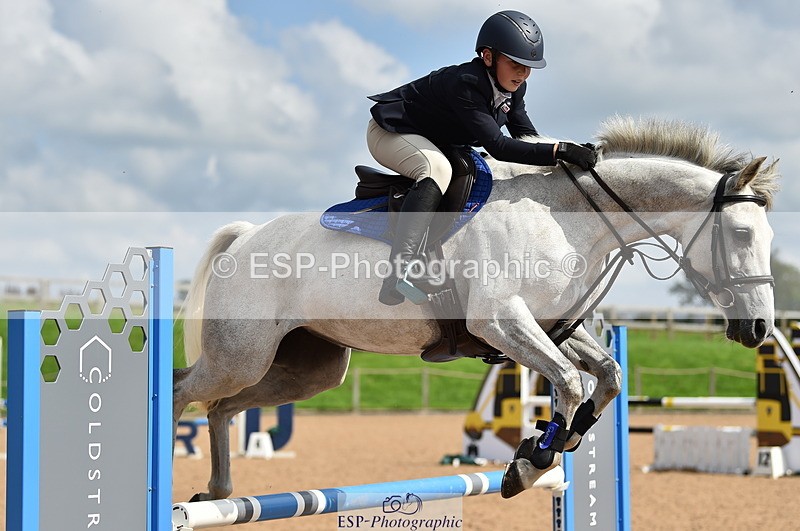 230902A-142414-01729 - Cls 3B Pony Medium 90cm