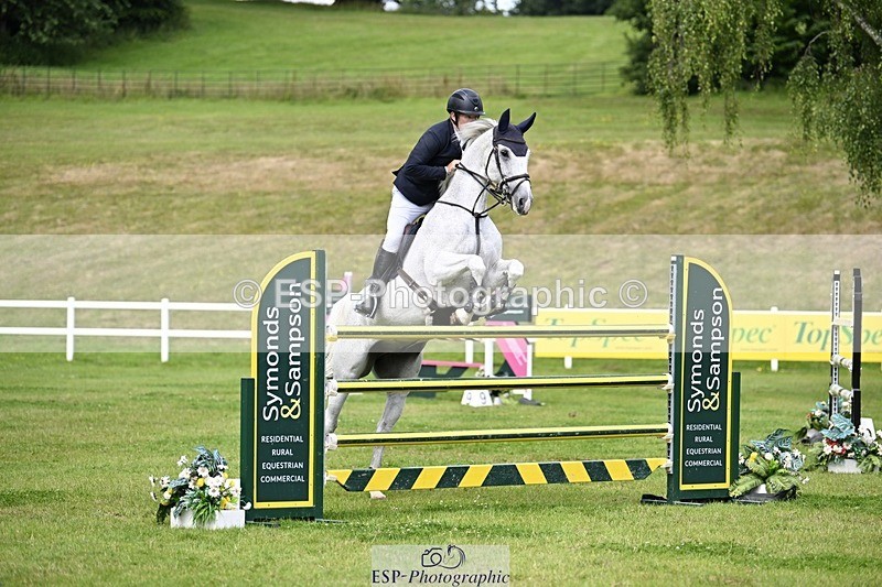 240711-113857-26690 - Cls 117 HOYS Grade C Quali 1.35m