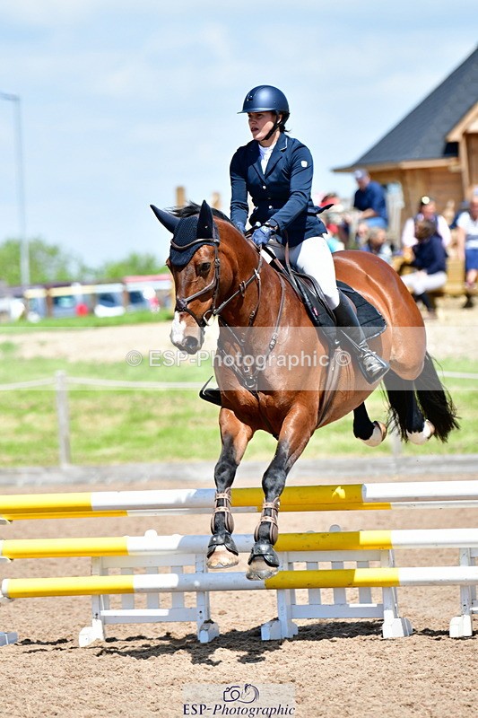 240525A-120617-05681 - Cls 20 85cm National Am Qualifier