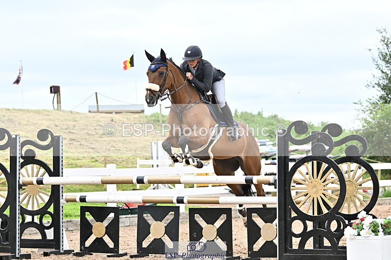 240523A-100430-01439 - Cls 1 Snr 1.05m and 1.10m