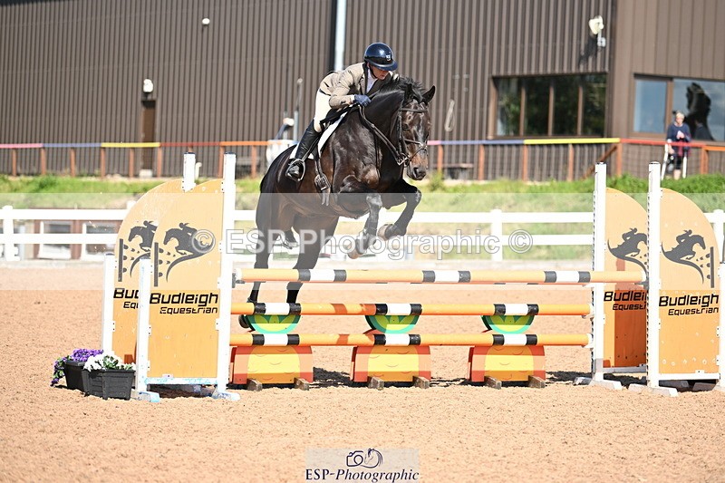 240914A-141930-07592 - Cls 24-S 1.05m Amateur Qualifier