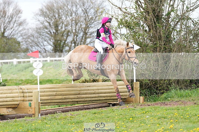 250419-152032-12416 - 766-Poppy.Hillyard-CHICA.DE.ORO