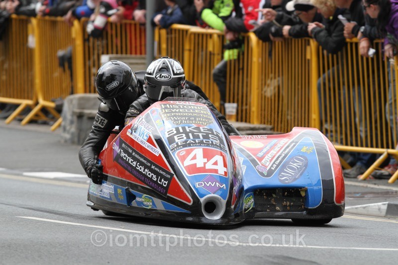 Matthew Dix & Shaun Parker - Sure Sidecar Race 2
