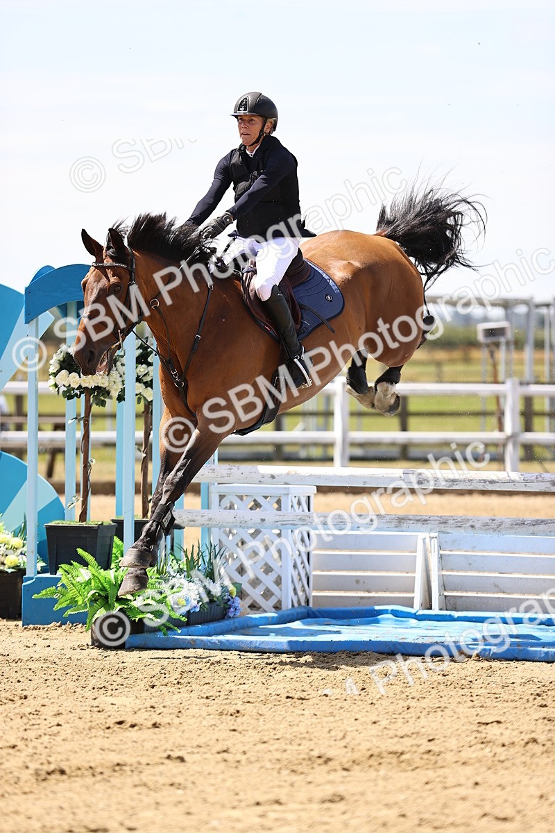 SBM_010195 - Class 9 - Senior Foxhunter - 1.20m Open
