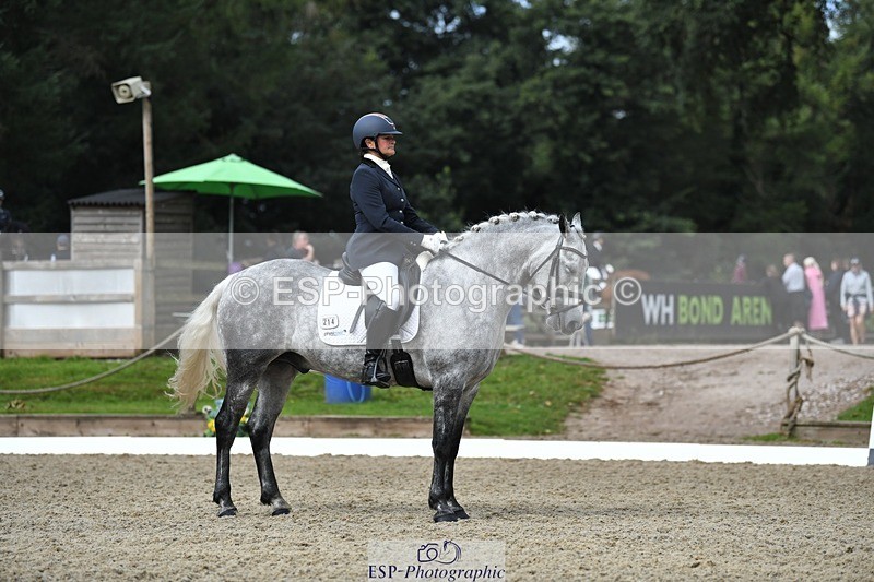 230812-104209-03443 - Cls 6 Novice Silver 10.30 to 11.55 break