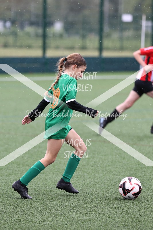 1DX31704 - Sat 6th U12 Girls