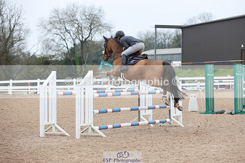 241101A-115624-01561 - FRI Cls 5 Newcomers and 1.10m Open