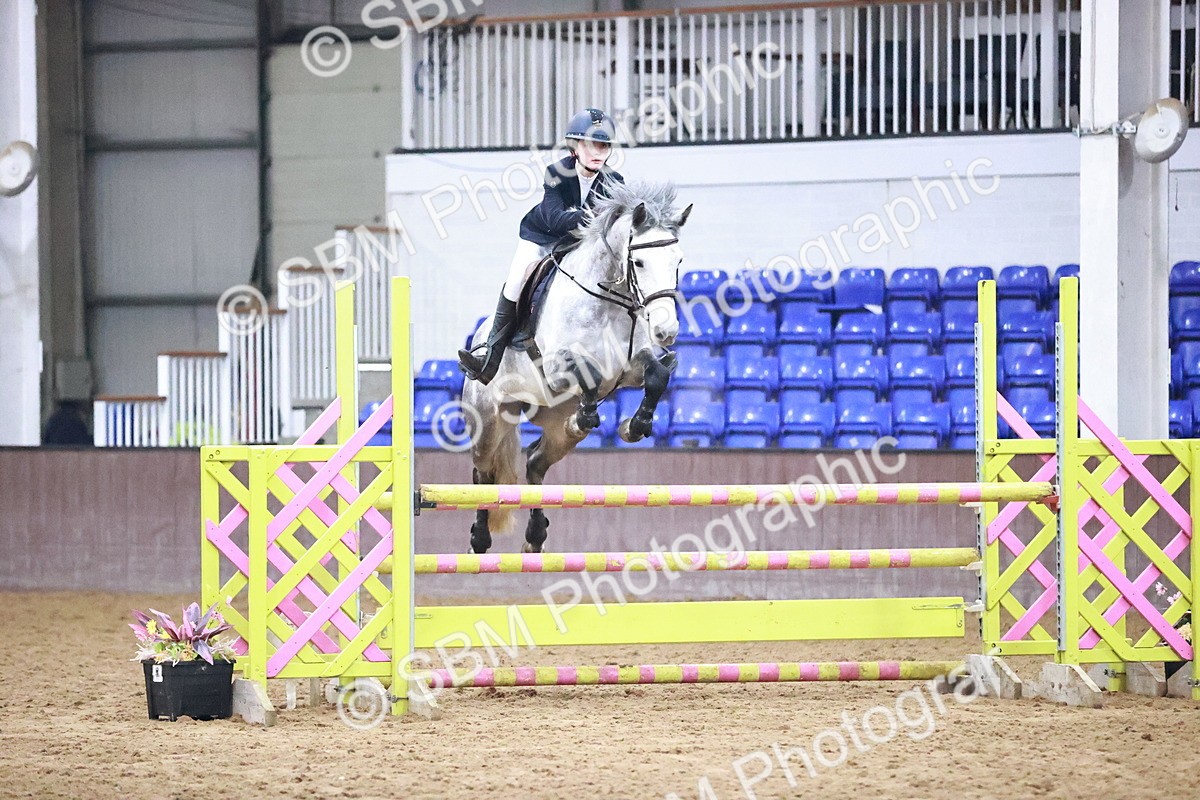 SBM_003142 - Class 13 - Blue Chip Pony Newcomers 1.00m