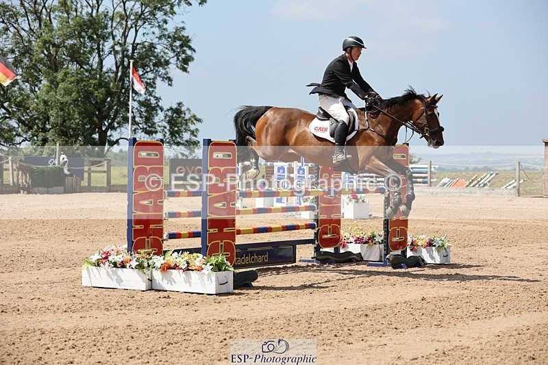 250725-115835-01947 - Cls 2 Snr Newcomers