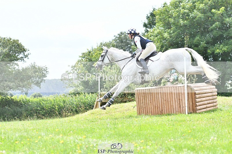 240803-133443-06924 - 154-Gemma_Webster-WITH_LOVE