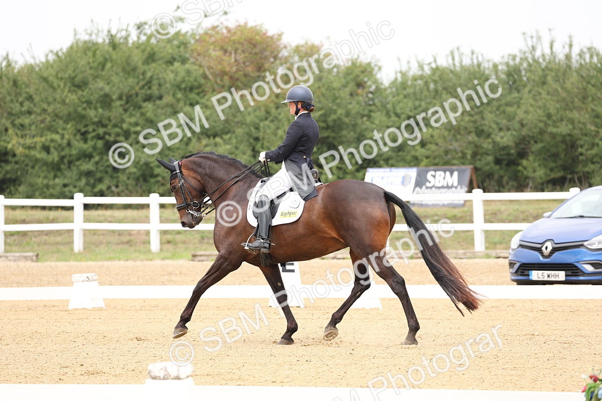 SBM_006994 - Class 9 - FEI INT I - 13.37-14.33