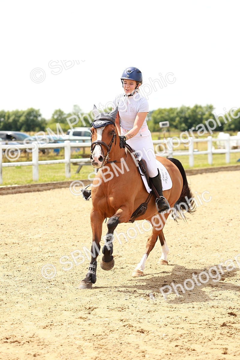SBM_002852 - Class 14-15 - GFS Senior Newcomers - 1.10m - Senior 1.15m Open