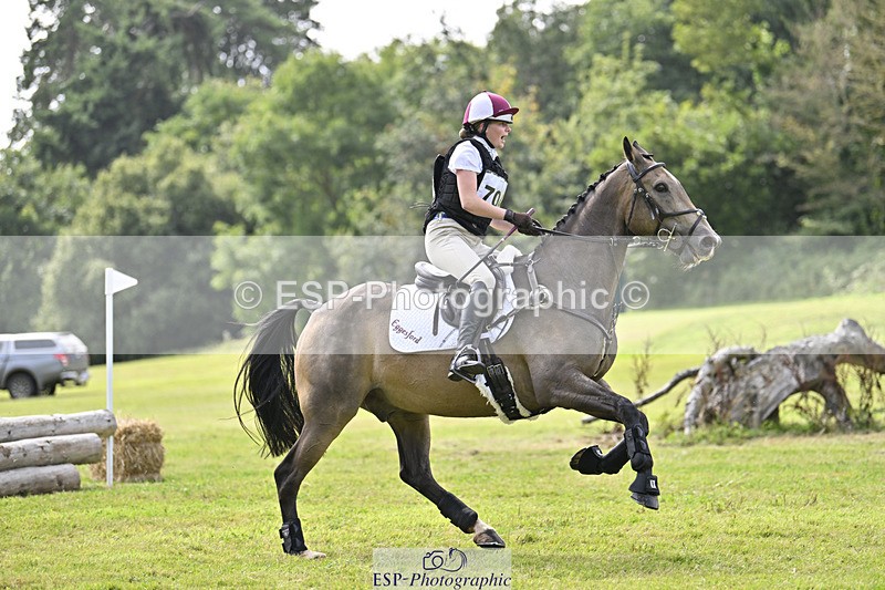 240825X-140357-34728 - 80cm XC 14.30 to 15.30