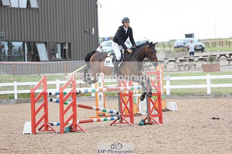 250625-150600-01298 - Cls 6 Foxhunter and 1.20m Open