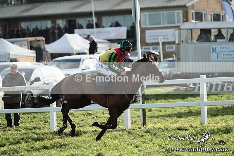 PtP 141225  1098 - New Forest Hounds PtP Larkhill 14/12/25