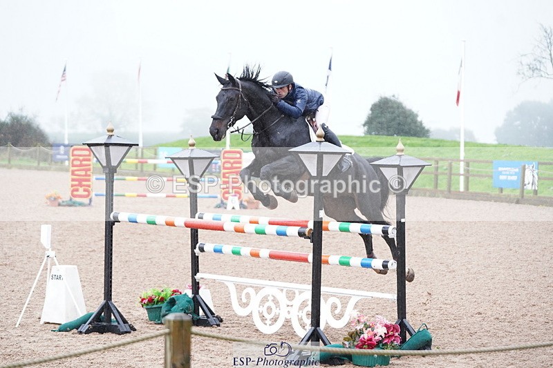 241006A-160420-08090 - Cls 22 Nat 1.30 & 1.40