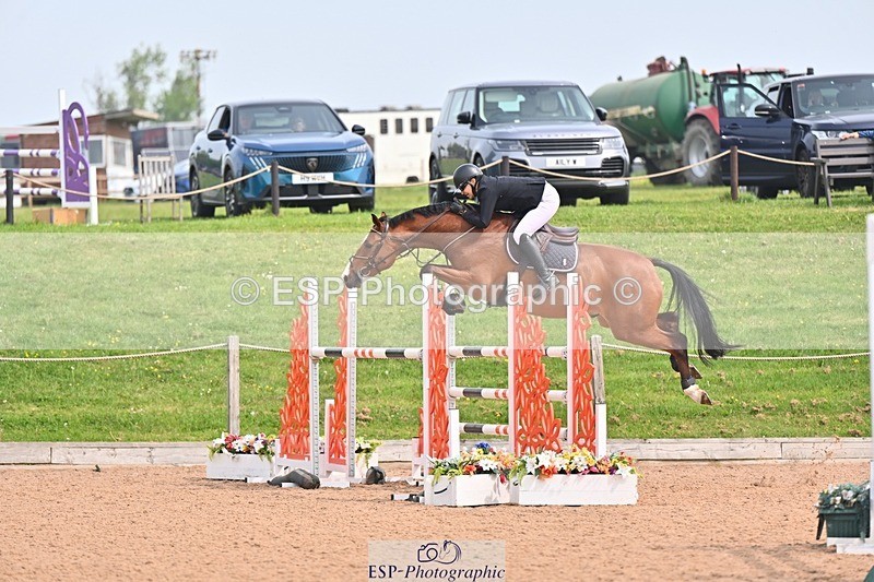 260509-110714-01835 - Cls 26a Snr Foxhunter