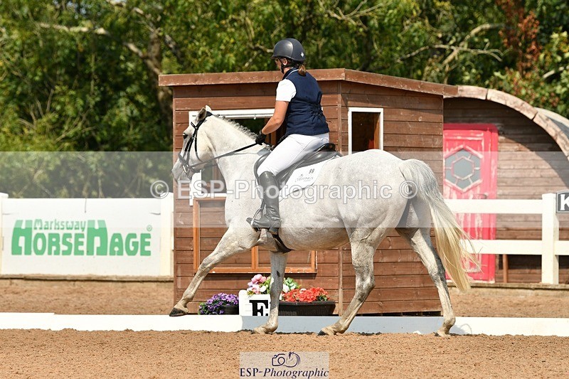 250817-120831-08787 - 099-Essie.BarkerBloody.Nora