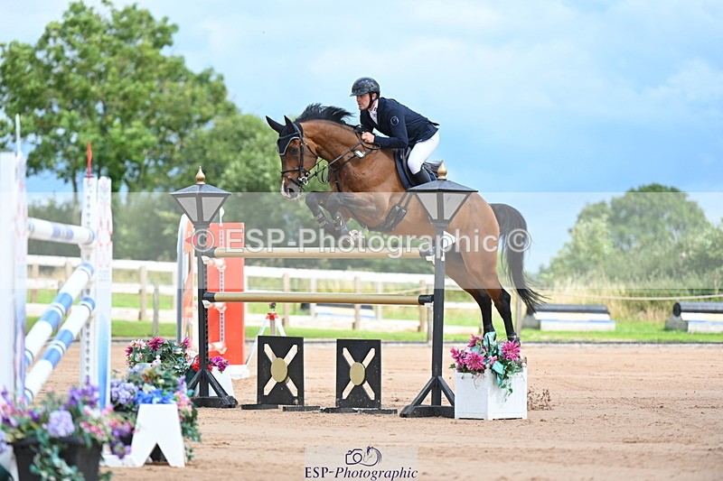 230721A-151634-07146 - Cls 10, 2 Star Big 1.45m Start to break