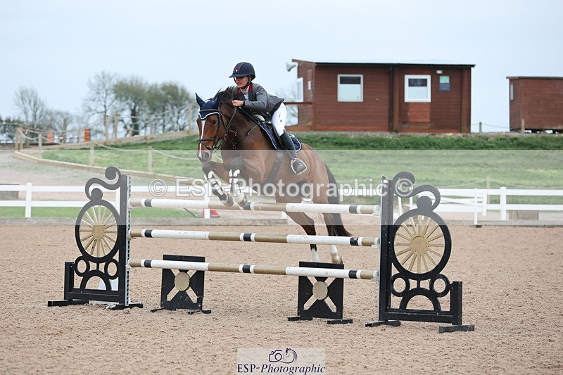 241101A-152910-02996 - FRI Cls 7 Blue Chip Grade B&C Jump Off