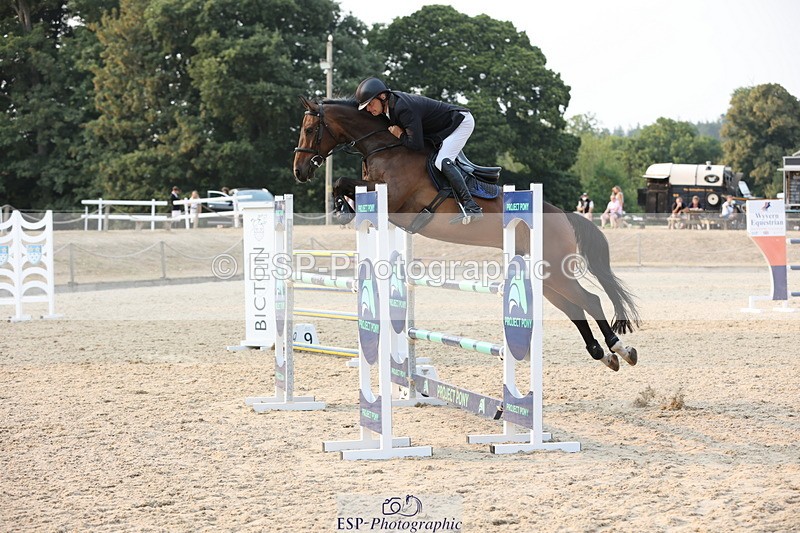 250816A-180145-03241 - Cls 11 Snr Foxhunter