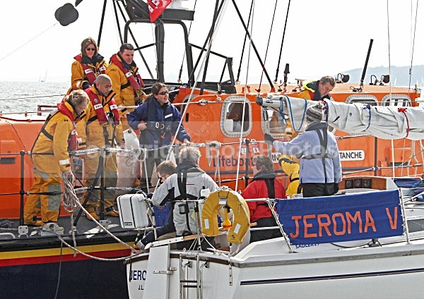 100411 JLP SAILING CLUB - RNLI IMG_0534 - APRIL 11th 2010 - JLP SAILING CLUB & RNLI