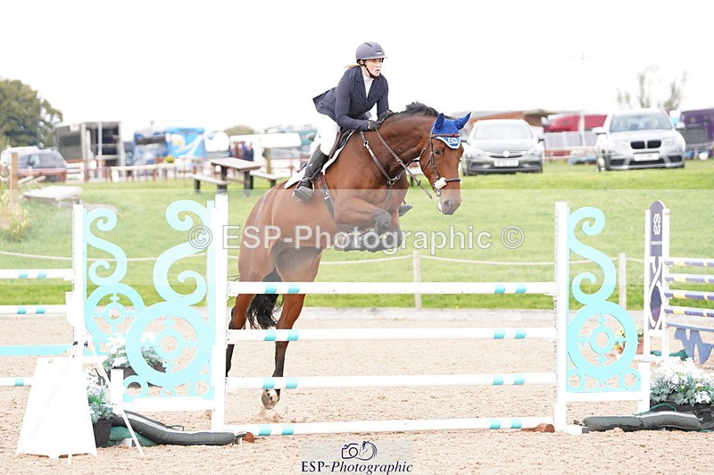 241004A-143748-00760 - Fri 04 Snr Fox & 1.20m Open