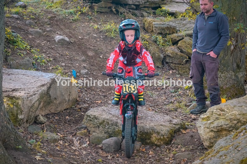 DSCF0404 - Ripon MC Trial 27/09- kids