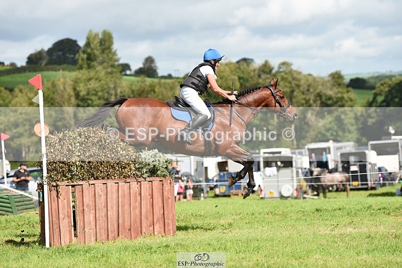 230820X-110146-1117 - BE90 XC 09.40 to Rider 151 at 11.44