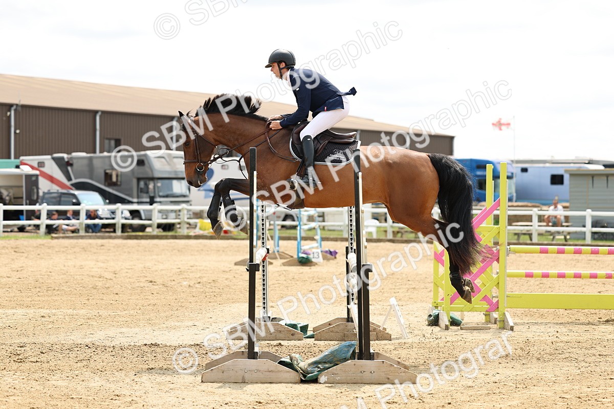 SBM_005648 - Class 17 - Senior Discovery - 1.00m