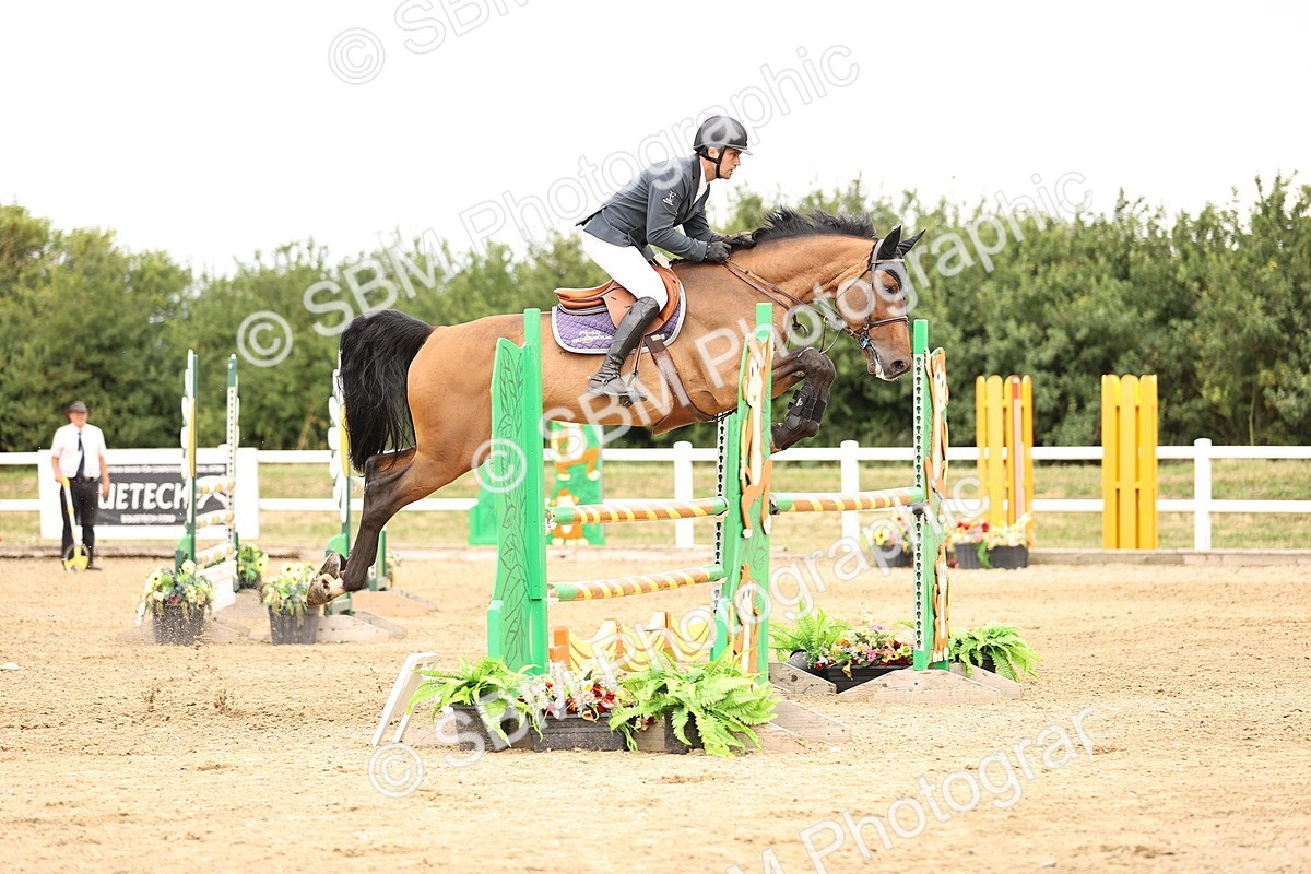 SBM_003343 - Class 21 - Senior Newcomers - 1.10m