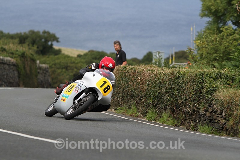 FOM_9622 - Bennetts 500cc Classic TT Race