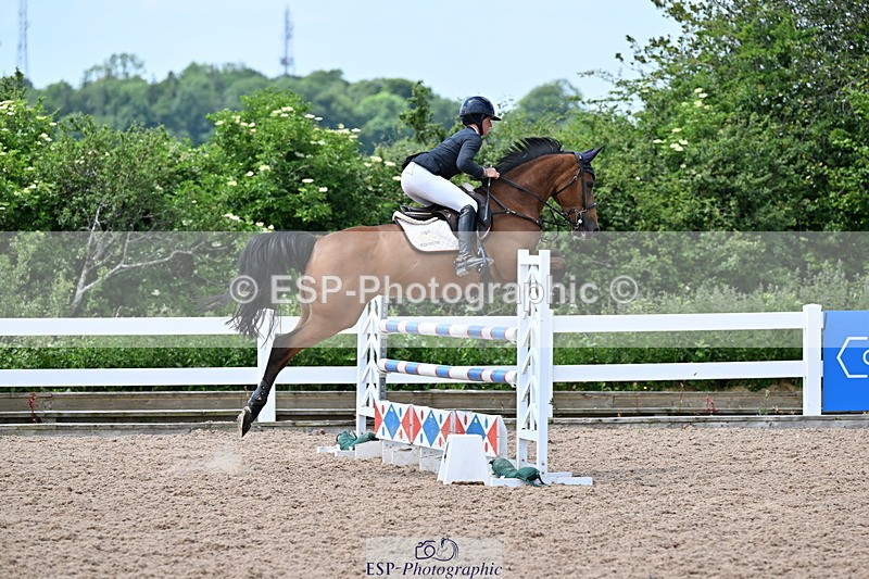 240605A-140818-00663 - Cls 4 Newcomers and 1.10m Open