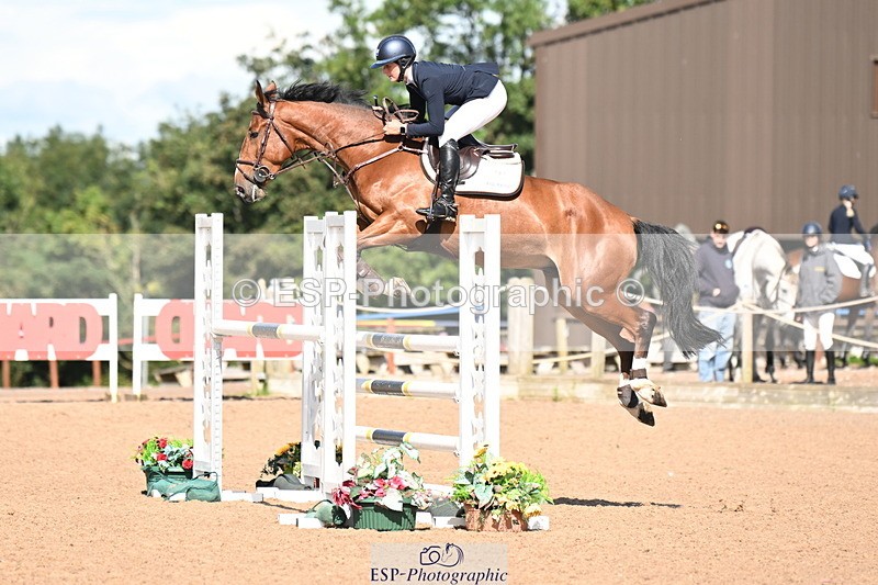 240912A-113108-00590 - Cls 2 Snr Newcomers