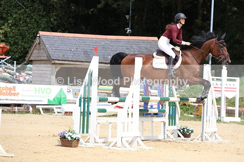 3E7A4206 - Class 7: Senior Newcomers/1.10m open