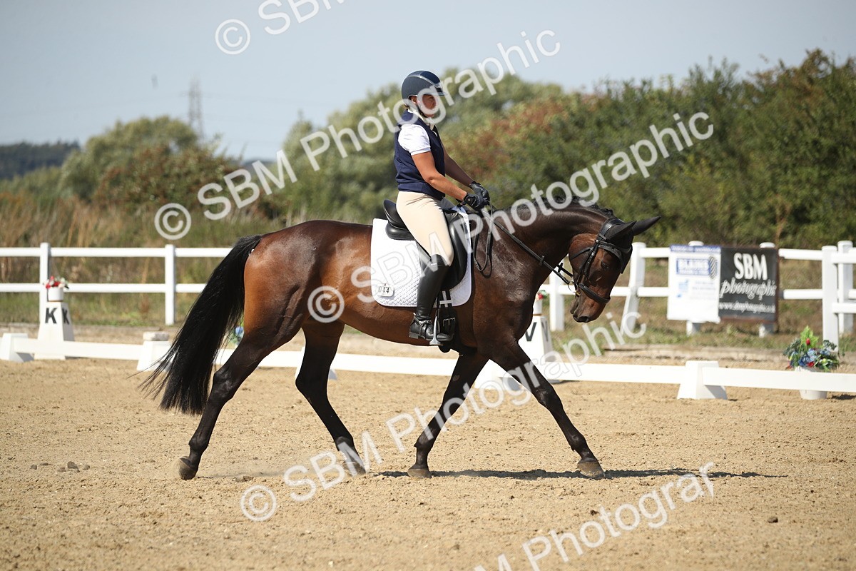SBM_005724 - Class 11 - Novice 5 - 13.19-14.22