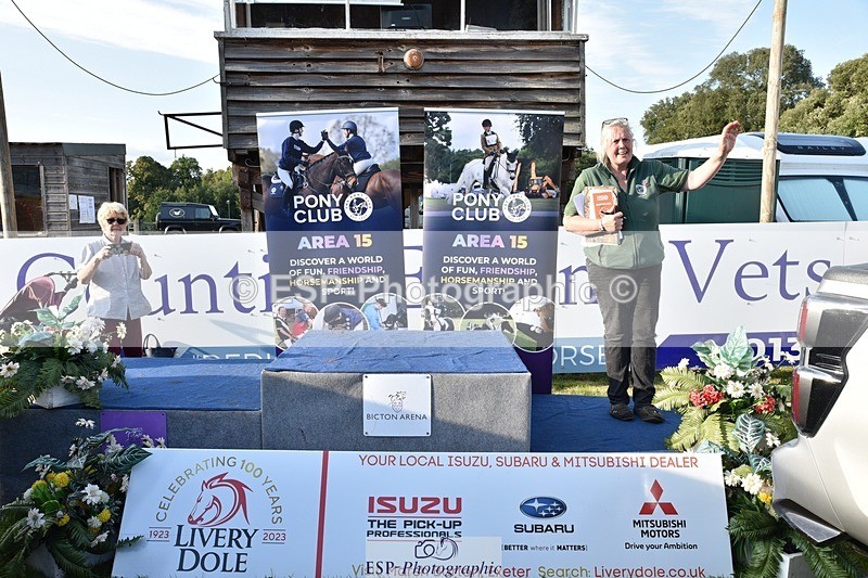 230824-180248-07004 - Thursday 40 and 50cm Presentations