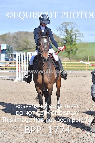 BPP_1774 - CLASS 18 SUN Senior Newcomers/ 1.10m Open