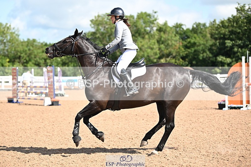 240728A-100456-07782 - Cls 33 Snr British Novice and 90cm Open