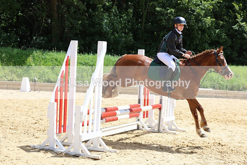 3E7A2384 - Class 4: 70 -75cm Part A