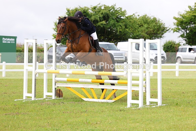 3E7A6483 - Class 8: Junior 90cm