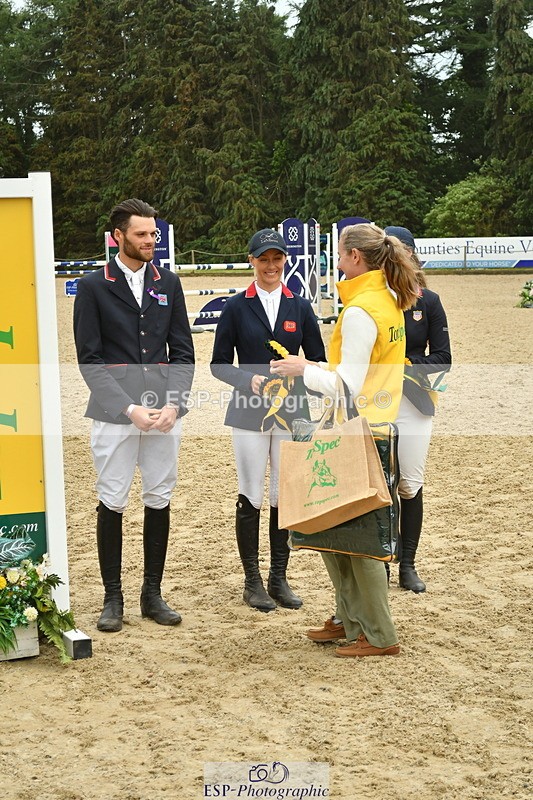 250525A-162206-18924 - Presentations Section D CCI 4 Star