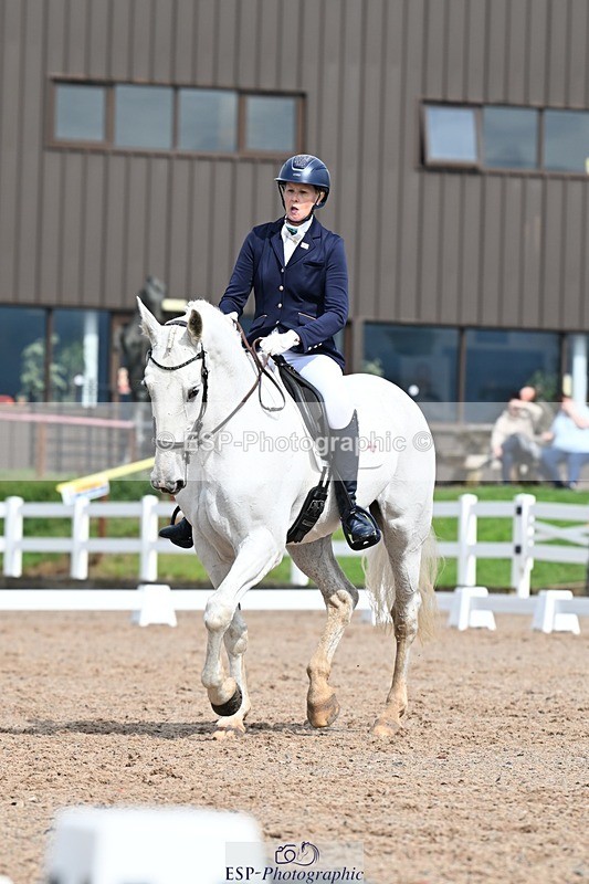 250907-131421-10032 - 002-Claire.JonesOwl.House.Rebel