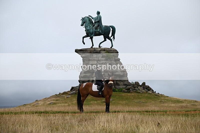 DSC_2185 - Time at Statue 12:13 to 12:32