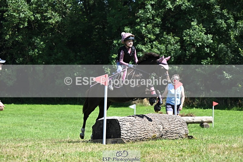 240729B-144417-02845 - Abbie's Group XC