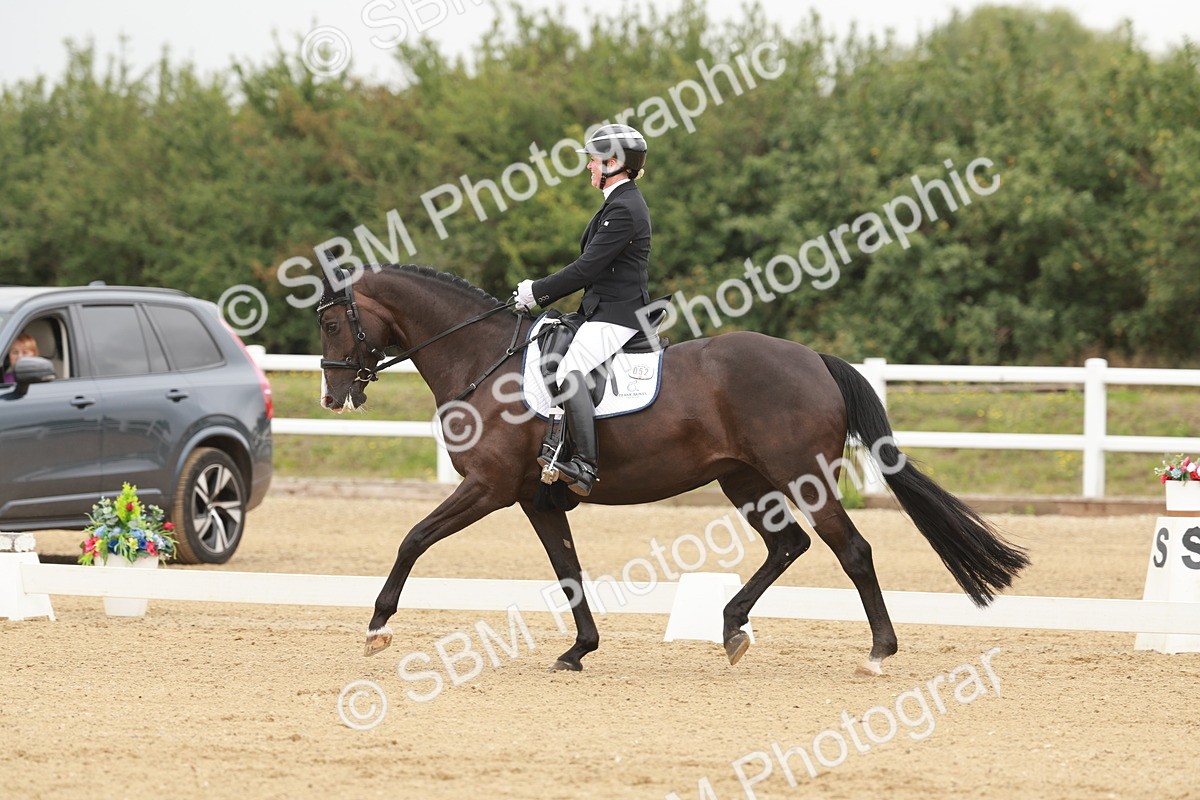 SBM_009906 - Class 11 - Elementary 6 - 12.40-13.36